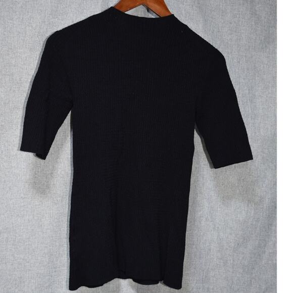 MM.LaFleur Black Textured Short Sleeve Knit Top Size XS - Picture 3 of 3